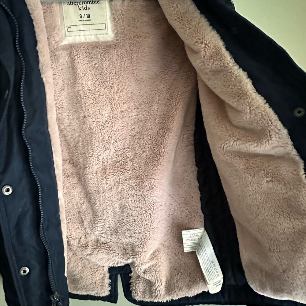 Abercrombie Kids Jacket Faux Fur Lined Multiple Pockets Navy Size 10/12 - Picture 6 of 13
